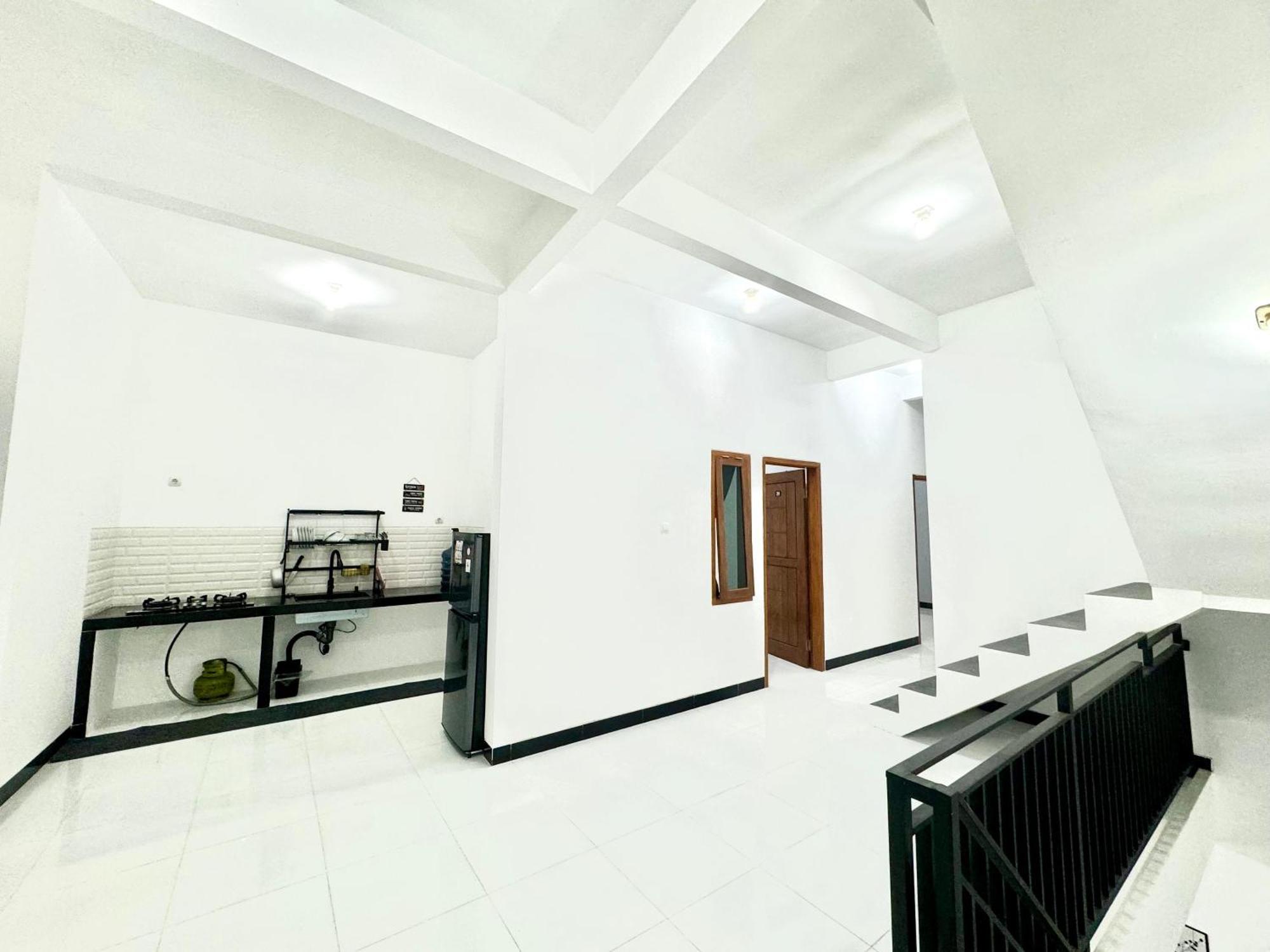 Han Gang Syariah Ponorogo Extérieur photo