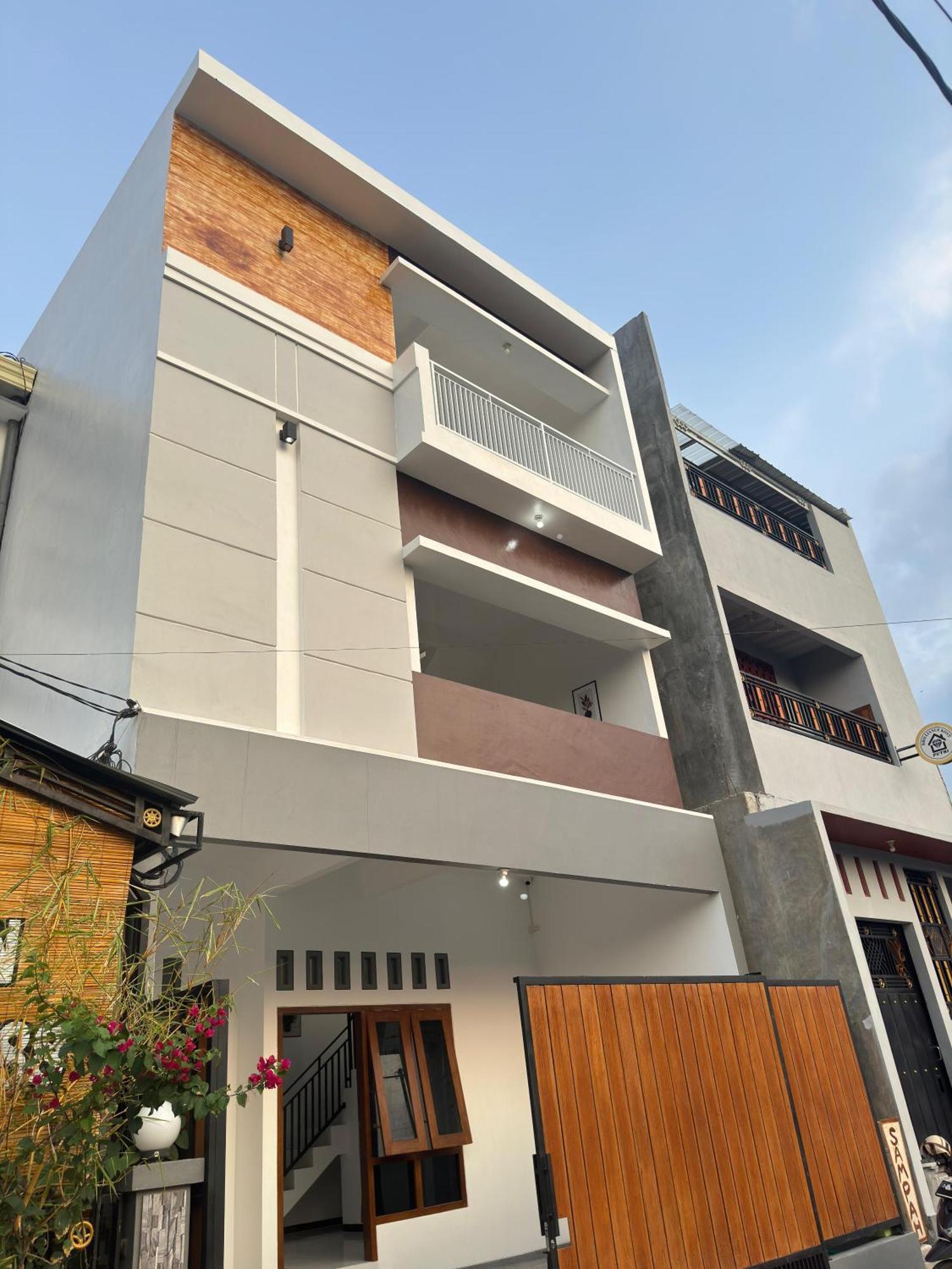 Han Gang Syariah Ponorogo Extérieur photo